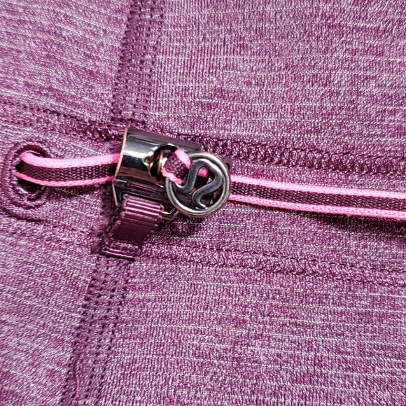 Lululemon Run: Tame Me Tank - Picture 7 of 8